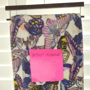 Betsey johnson throw blanket 50x60